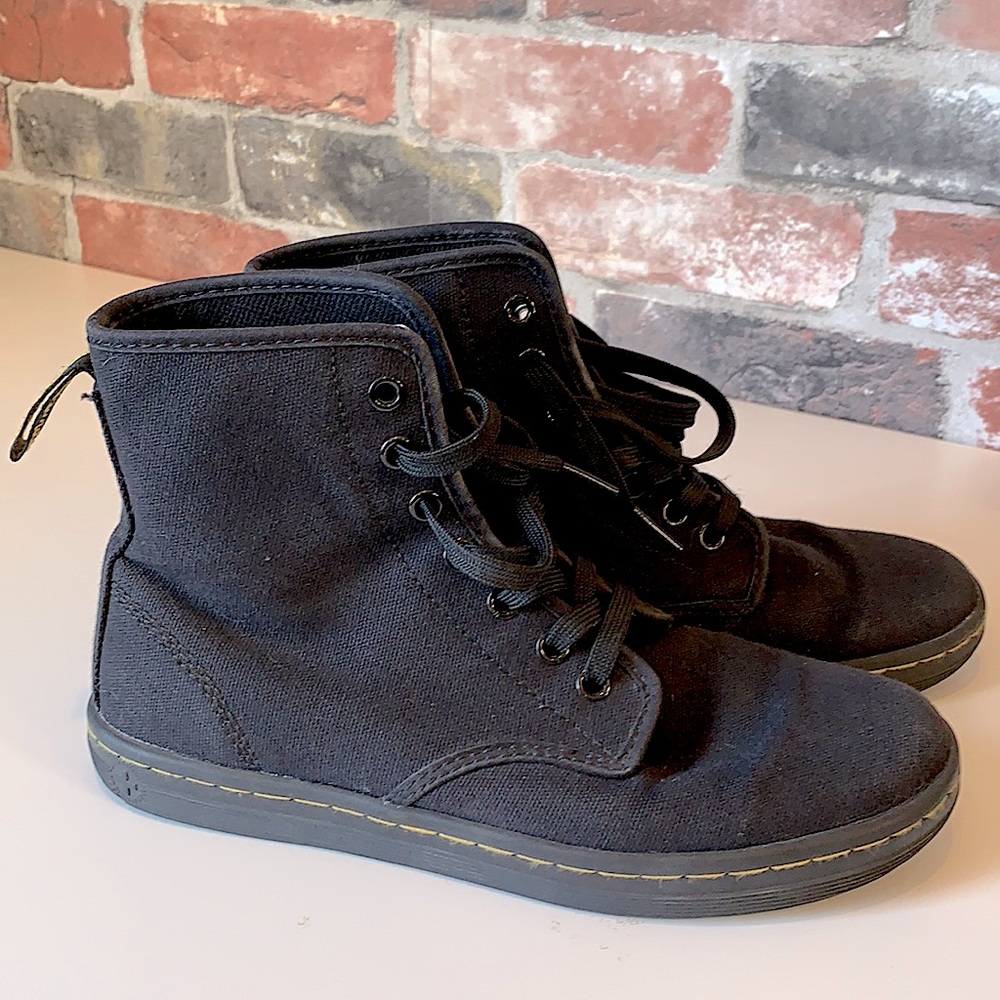 Dr Martin’s black canvas high top